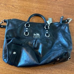 Coach black shoulder bag great condition!